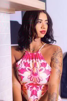 Mary especialista em massagens sensuais 