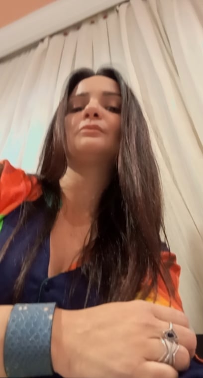 Terapeuta corporal Alívio de tensões e reconexão sensorial. Massagem