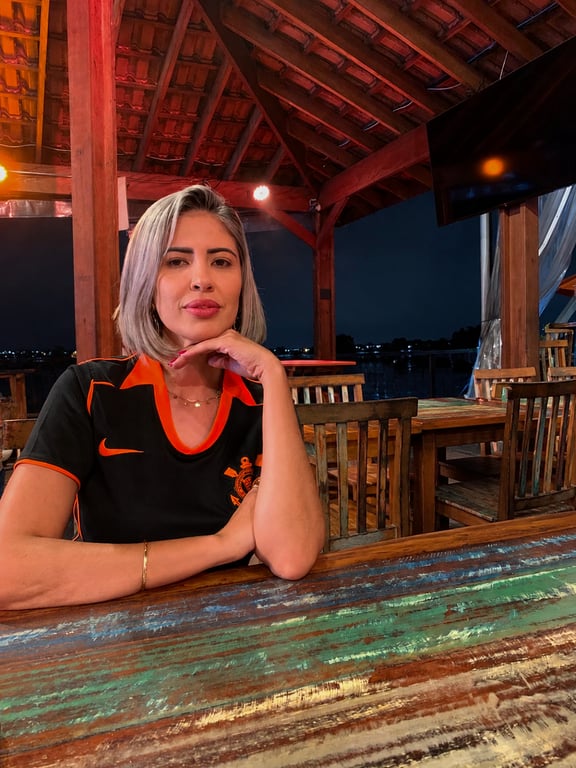 Roberta Massoterapeuta Mix Sensuais