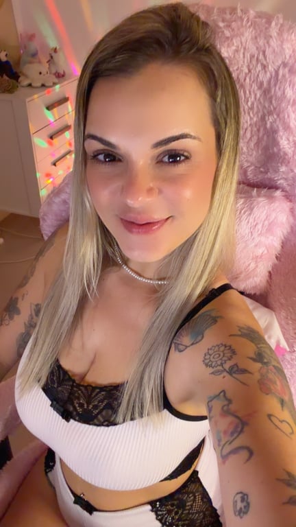 Marcela Loah Temporada em São Paulo Massagem em