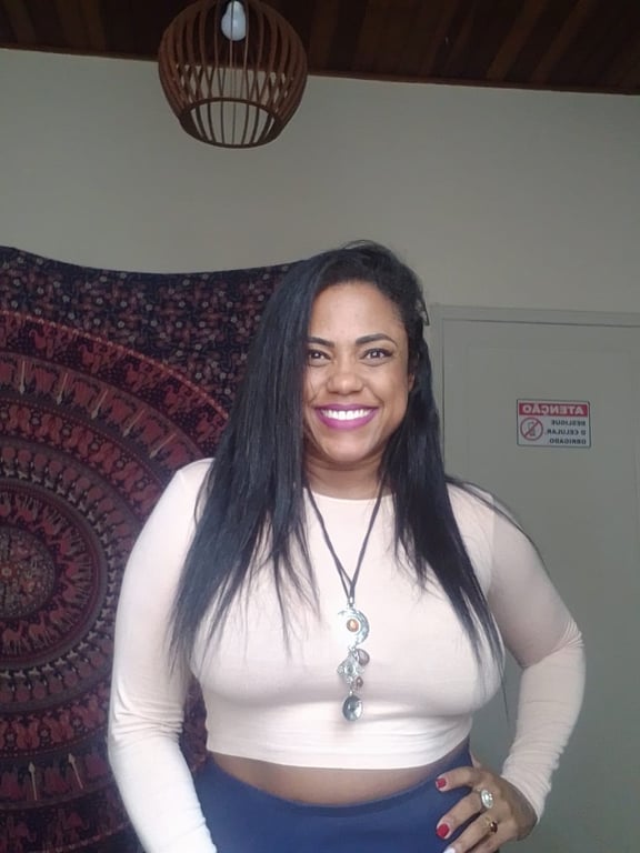 Suzane : Terapeuta Tântrica e Massagista Nuru e relaxante muscular