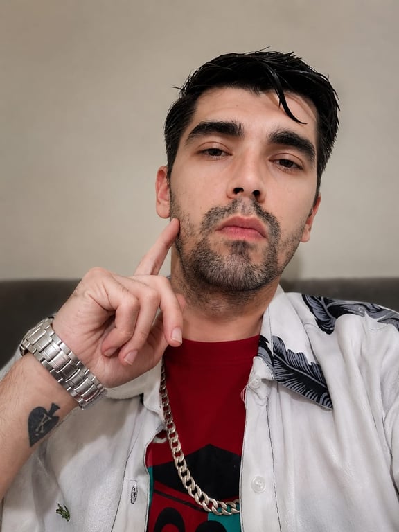 Icaro o Bruxo o seu Terapeuta Massagem