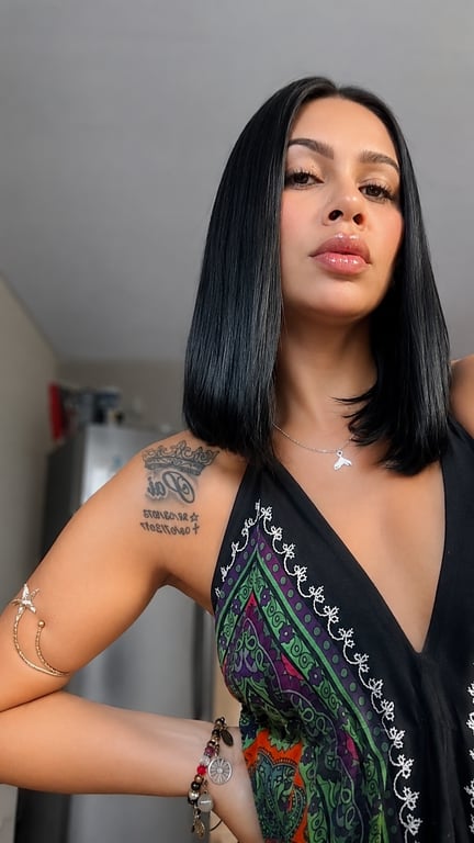 Ana Tantra FACILITADORA TÂNTRICA E CRIADORA DA JORNADA IMERSIVA(2H30) Massagem tântrica em
