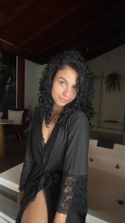 Massagista sensual em Balneário Camboriú - SC - Dafini Terapias, nuru, tântrica e vivência !!