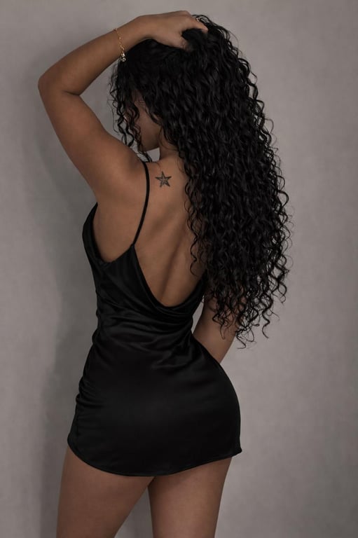 Camila Massagem Nuru e Tântrica