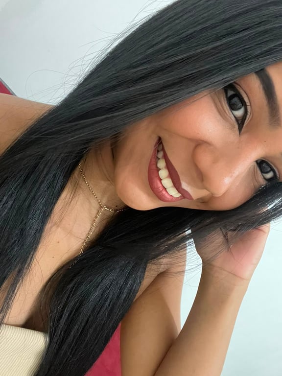 Aline massoterapeuta de massagens relaxantes e estimulantes Massagem nuru em