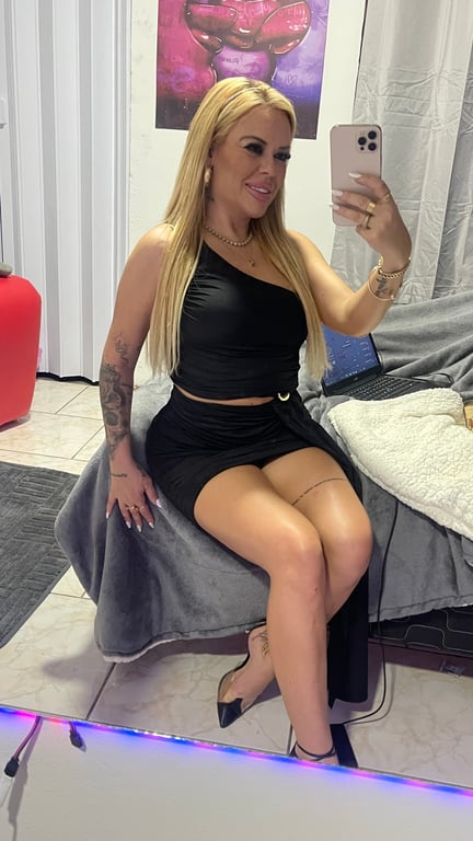 Laís Cardoso | Massagem Tântrica, Sensual e Nuru com Atendimento Exclu Massagista
