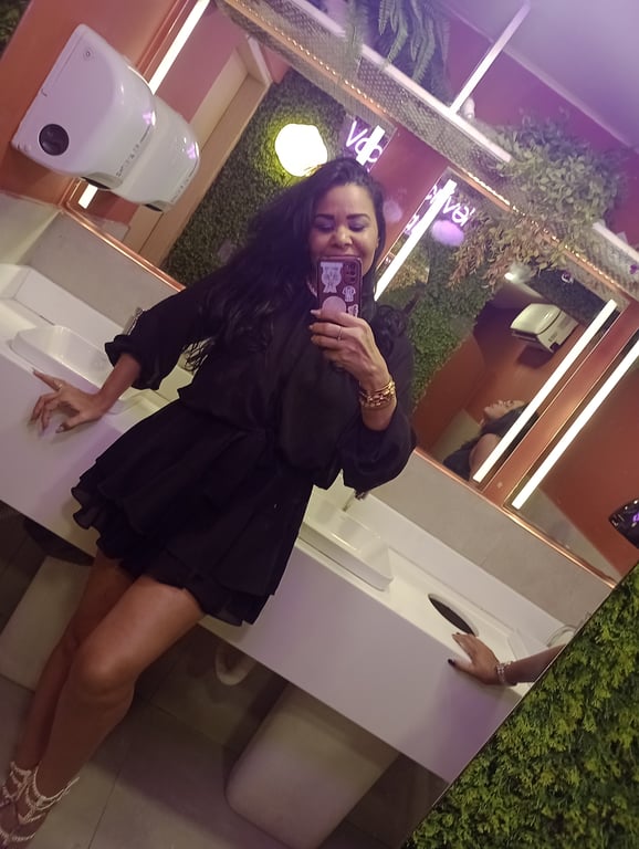 Vanessa | Massagens Relaxantes e Sensoriais Massagem tântrica em