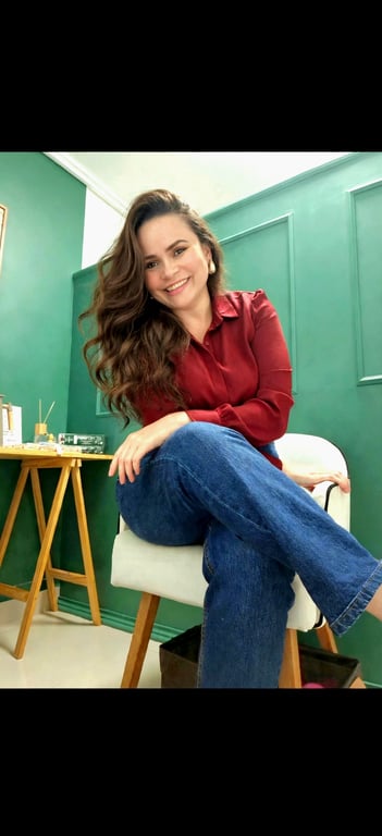 Mary Terapeuta Tântrica Massagem nuru em