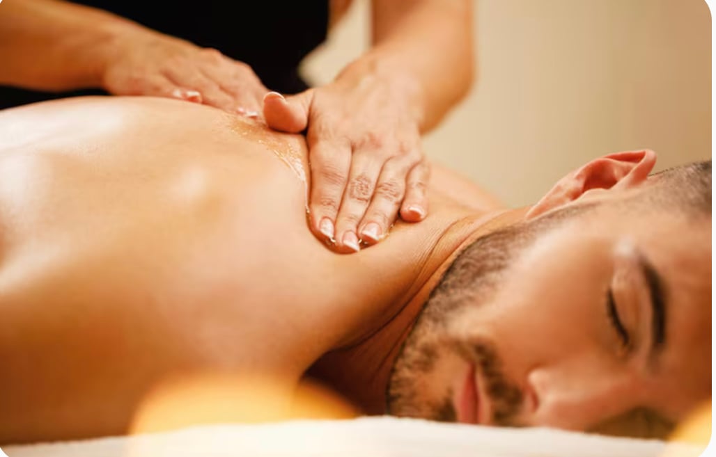 Massagem relaxante terapêutica Massagista em