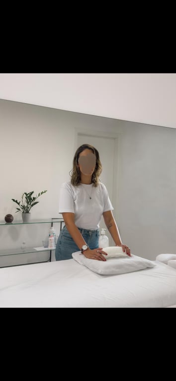 Tati | Experiência sensorial e relaxante com mix de técnicas Massagem