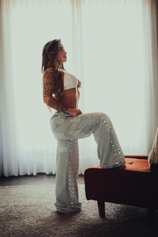Scarllet A arte da massagem Massagem sensual em