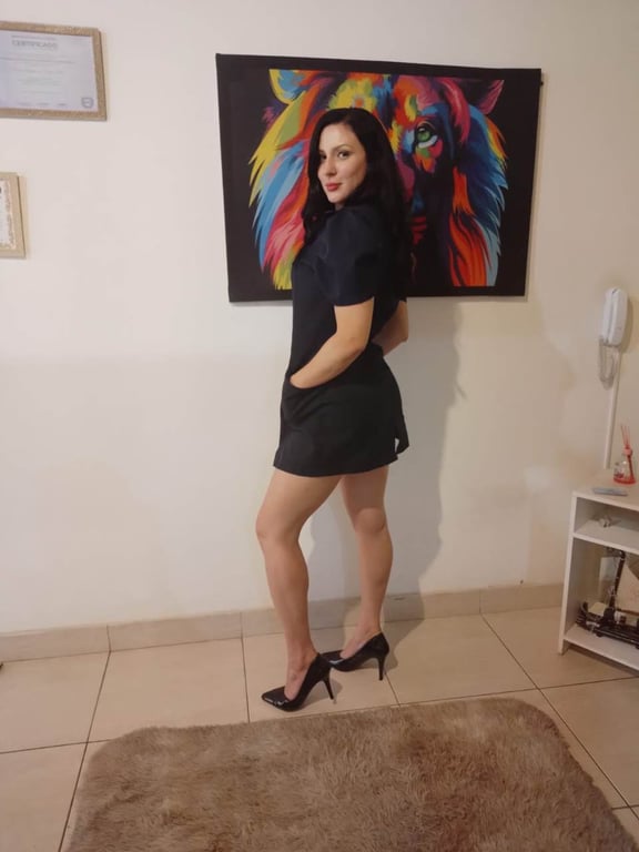 Mariana massagista com tecnica Japonesa