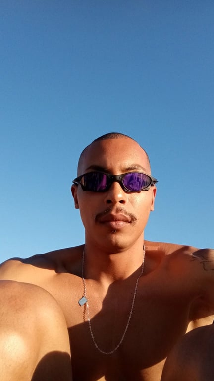 Massagista terapêutico e sexual
