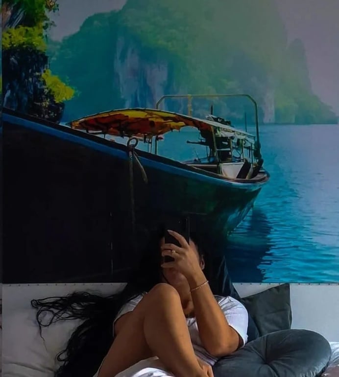 Ágata Massagem tântrica em