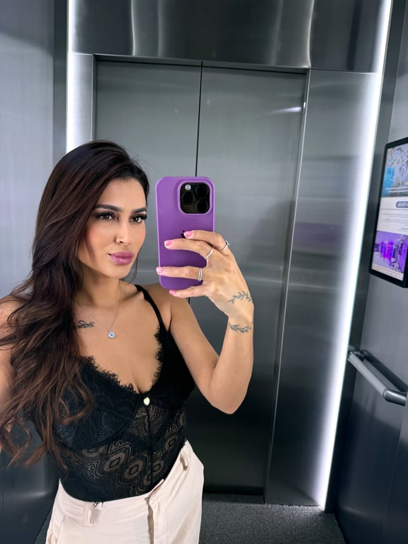 Ana Carolline Massagem Relaxante e Sensual