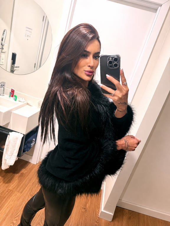 Ana Carolline Massagem relaxante, tântrica e sensual.