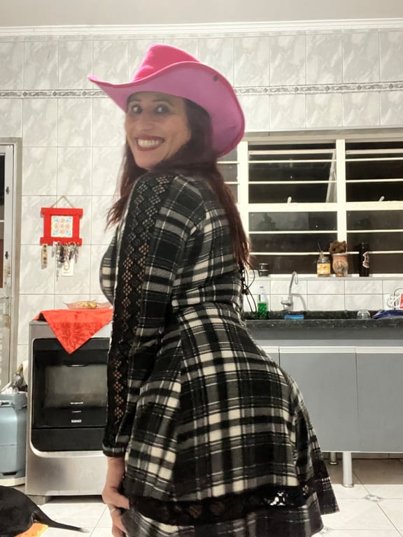 Kate Prem Pavitra, atendendo em Sorocaba, mix massagens