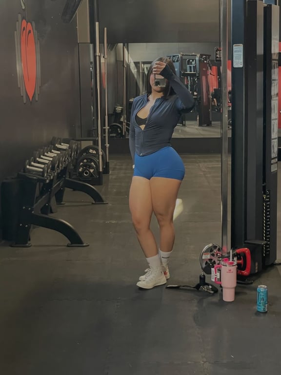 Janaína te aguardo para se deliciar com minha massagem