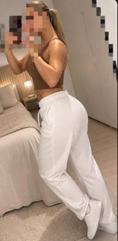 Especialista Massagem Relaxante, Tântrica e Nuru.