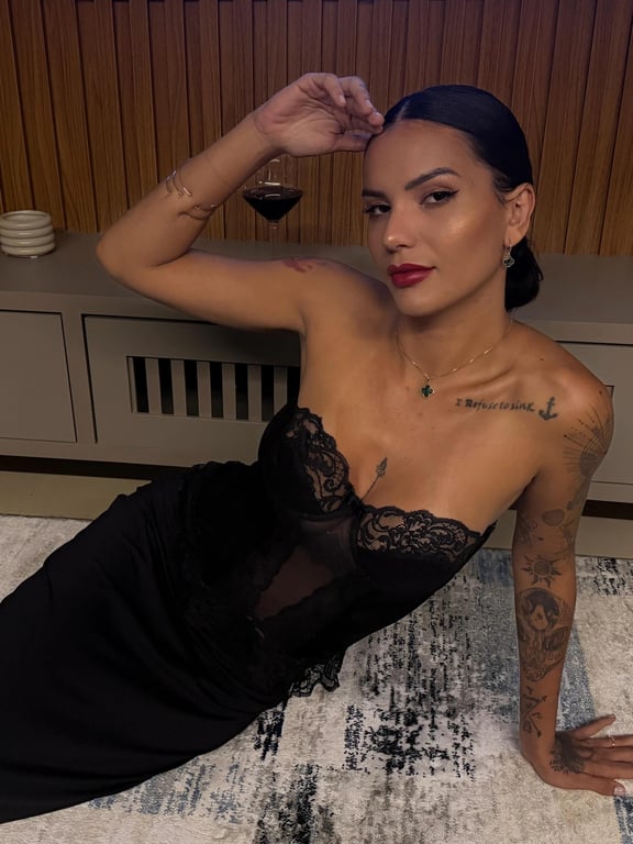 Manu Diniz Massoterapeuta Massagem sensual em
