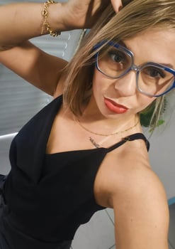 Geovana Massoterapeuta e Terapeuta ! CLIQUE E SAIBA