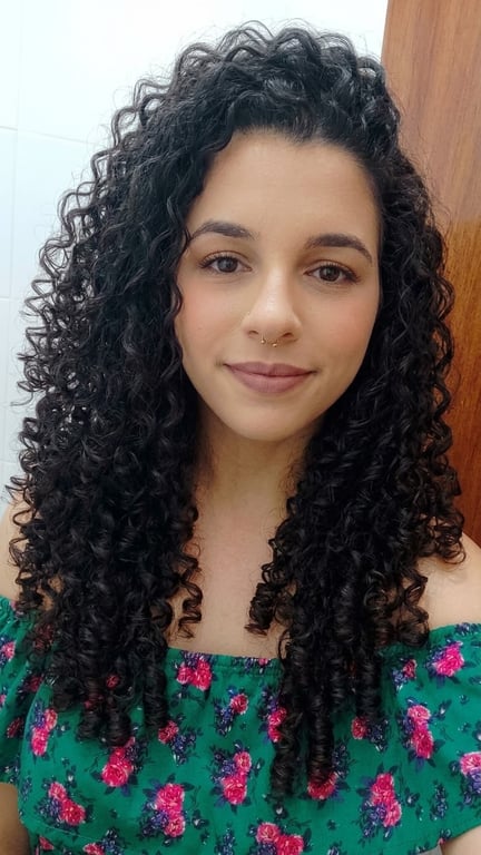 Gaby Santos Massagem Tântrica e Nuru Descubra uma nova sensação Massagem sensual em