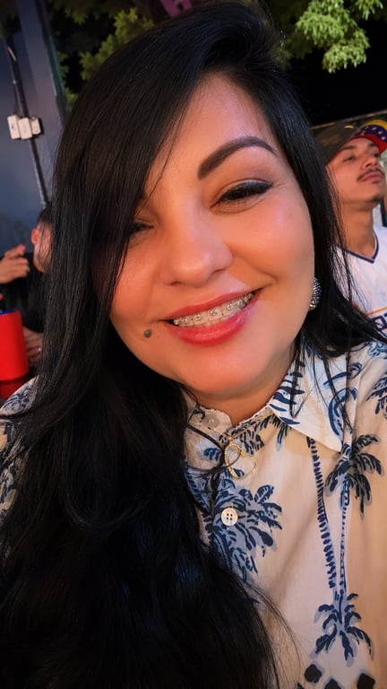 Mary Massagista tântrica, relaxante e nuru Massagem sensual