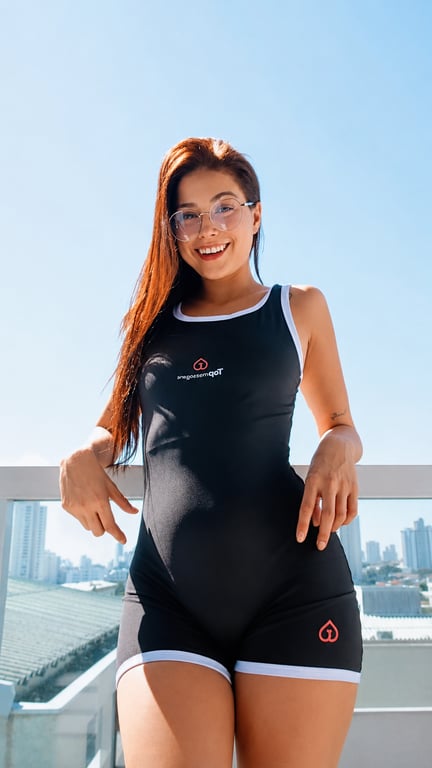 MEL (9 ANOS NA ÁREA E 2 CRIAÇÃO MASSAGEM SENSUAL) Massagem sensual em