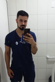 Igor Massagista para Homens 