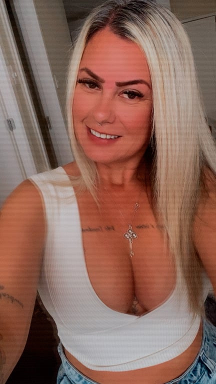 Massoterapeuta Paty Mix de massagem sensual