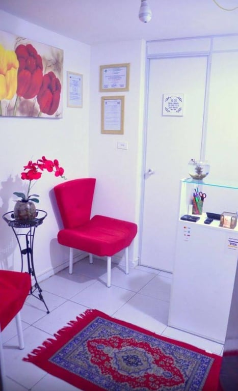 Elaine Massoterapeuta Esteticista e Depiladora Massagem