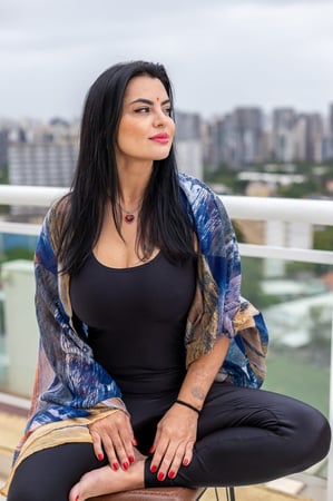 Massagista sensual em São Paulo - SP - Kamala | Tantra e Yoga Massagem Ayurvédica 
