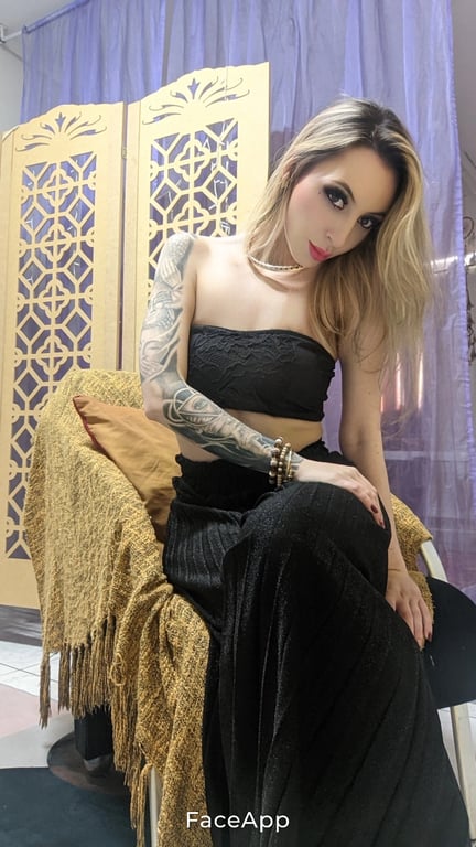 Terapeuta tântrica Latifa Massagista