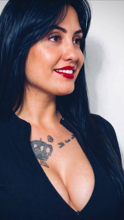 Débora Massagens Sensuais