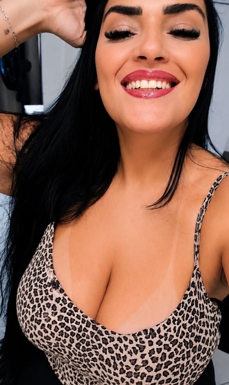 Terapeuta Karina | A melhor experiência através do toque!