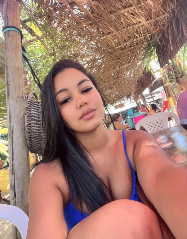 Karine, Relaxante, Tântrica e Nuru Massagista