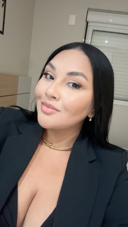 Liz massagem sensual e relaxante