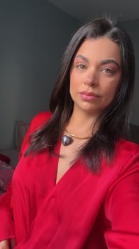Lari Machado Massagem Tântrica e Nuru