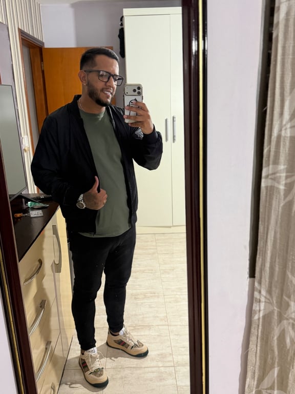 Vitor | Massagens Massagista em