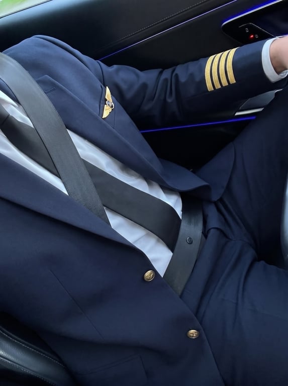 Heitor - Massagista e Piloto de Avião Massagista em