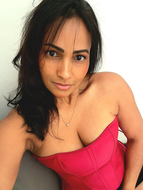 Vânia/massagens Relaxantes e sensuais