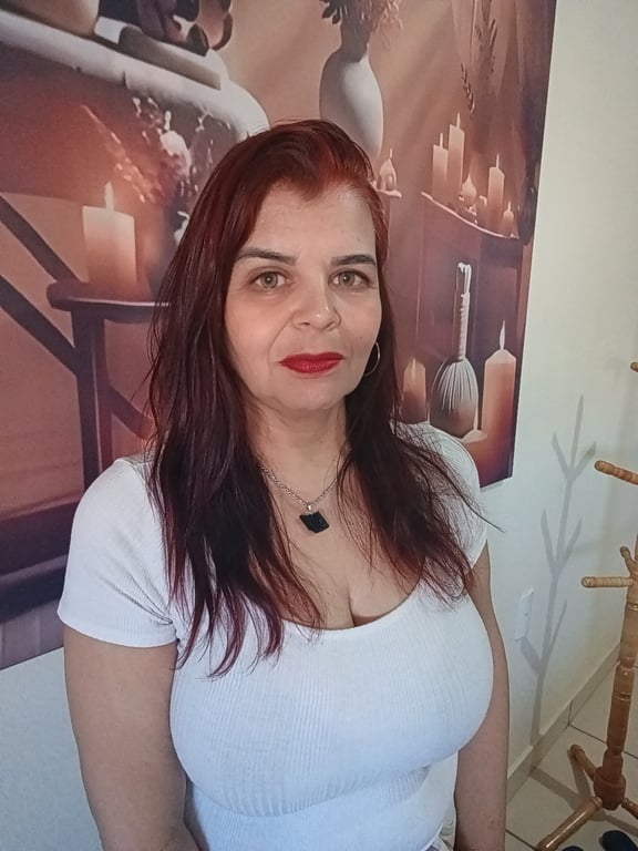 Valeriah Terapeuta Corporal massagem relaxante