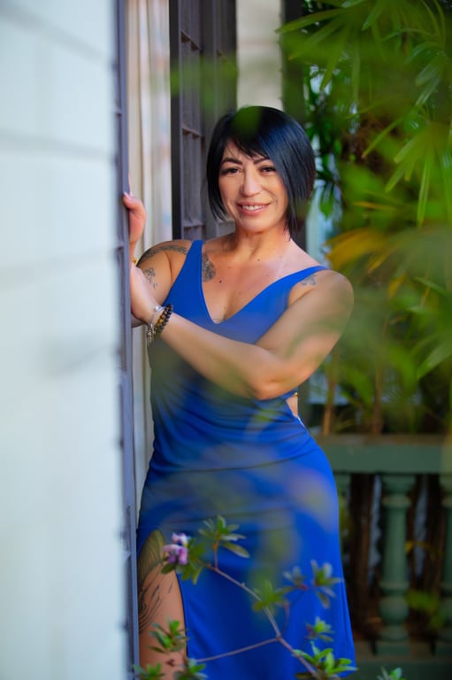 Mel Rodrigues massagem tântrica sensitive e lingam, massagem nuru Massagem sensual em