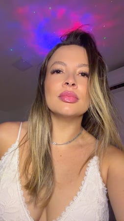 Massagista sensual em Brasília - DF - Érica Massotepeuta sua melhor escolha