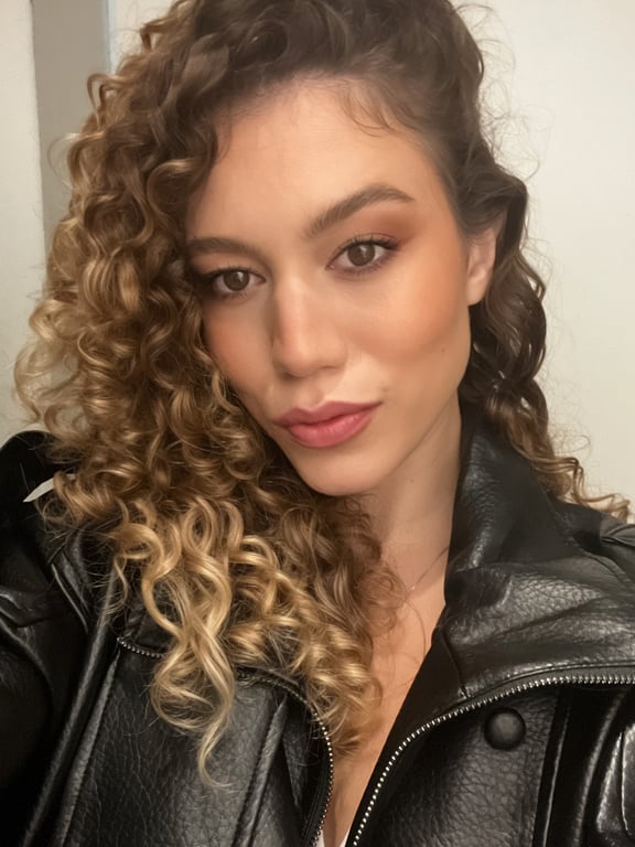 Kelly Massagens e Terapias Corporais