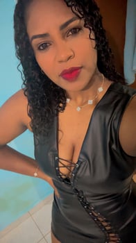 Massagem tântrica , sensual , quiropraxia e Nuru 