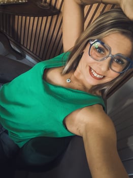 Geovana Massoterapeuta e Terapeuta ! CLIQUE E SAIBA