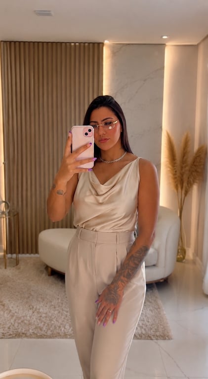 Sabrina MIX DE MASSAGEM RELAXANTE ,NURU , SENSITIVA E A LINGAM
