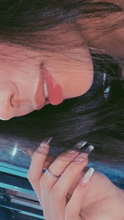 Yasmim Lourenço Massagista Profissional